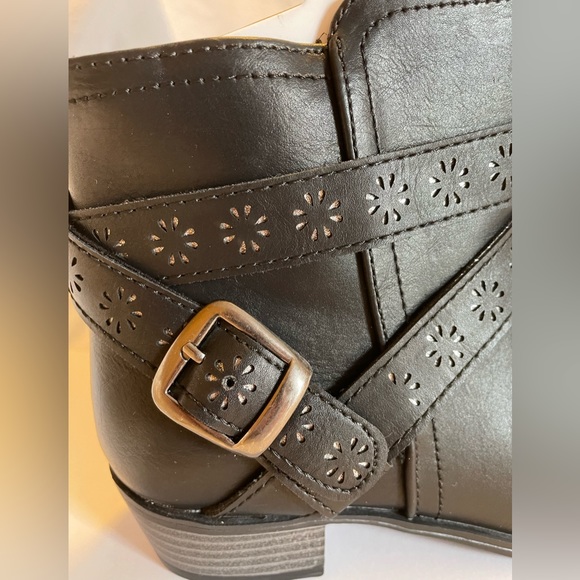 SO Samanthaa2 girl’s black ankle boots size 2 - Picture 5 of 9